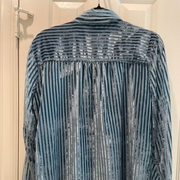 NWOT Anthropologie Pilcro Blue Velvet Burnout Striped Blouse Size Medium - Picture 5 of 9